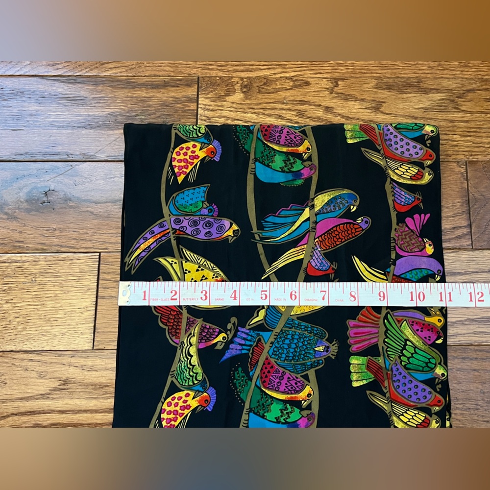 Vintage Scarf Laurel Burch Colorful Birds 11" x 52" Signed - Picture 6 of 7